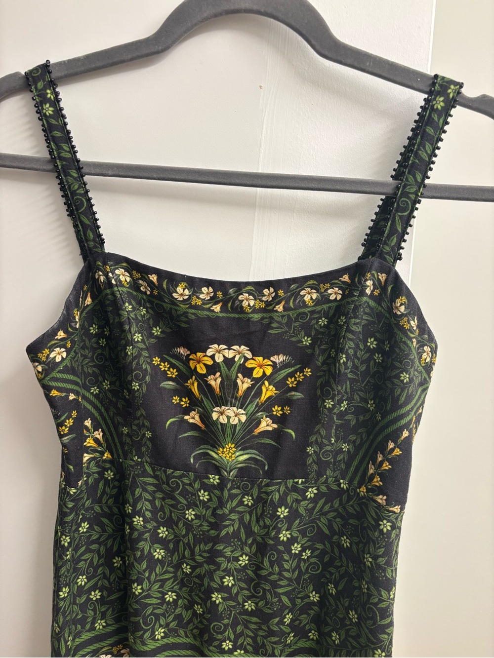 Black Flowers Arch LENZING™ ECOVERO™ Euroflax™ Maxi Dress - Picture 7 of 9